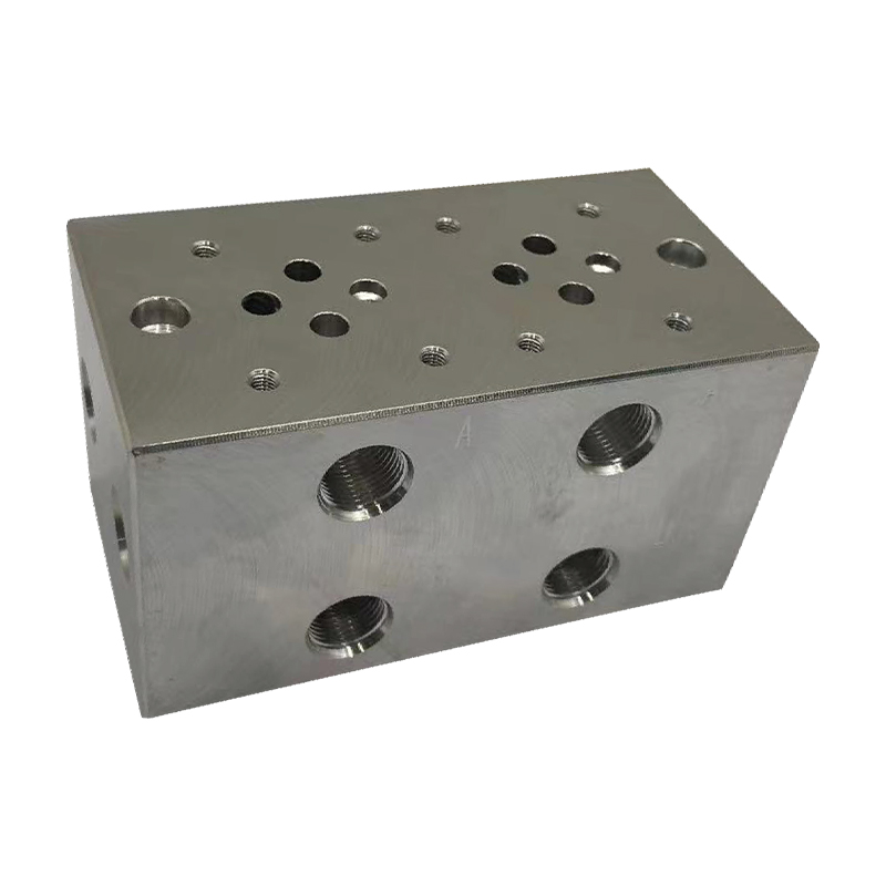 Vícenásobné připojení Hydraulický integrovaný blok ventilů Blok se dvěma jednotkami / blok se třemi jednotkami / blok se čtyřmi jednotkami