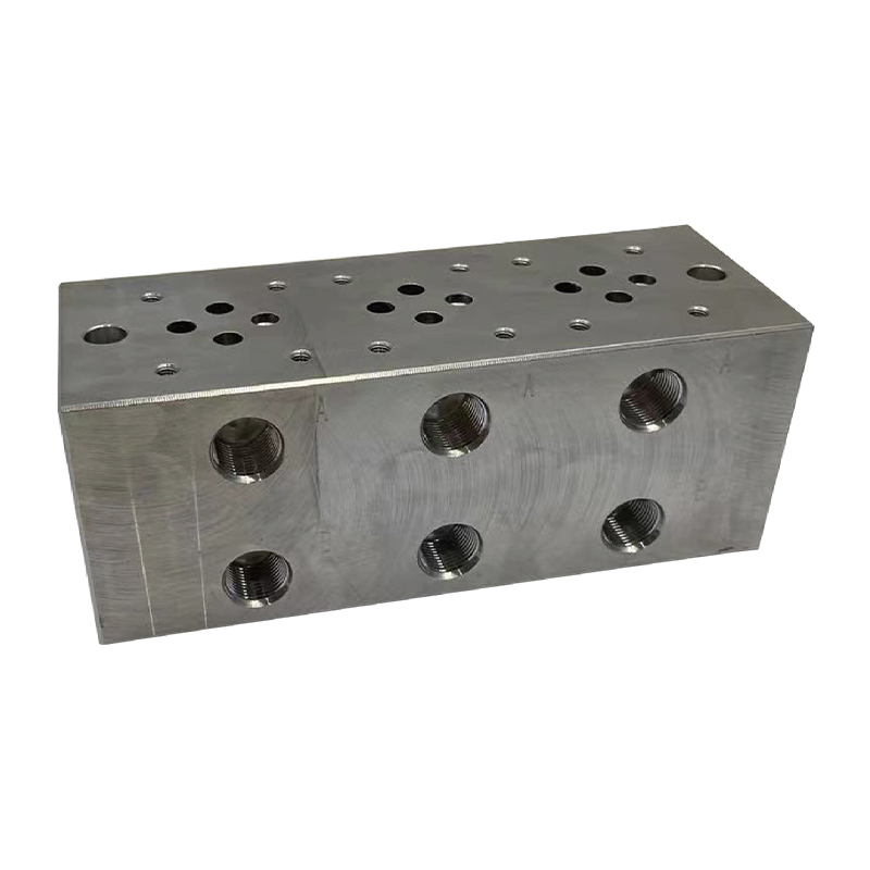 Vícenásobné připojení Hydraulický integrovaný blok ventilů Blok se dvěma jednotkami / blok se třemi jednotkami / blok se čtyřmi jednotkami